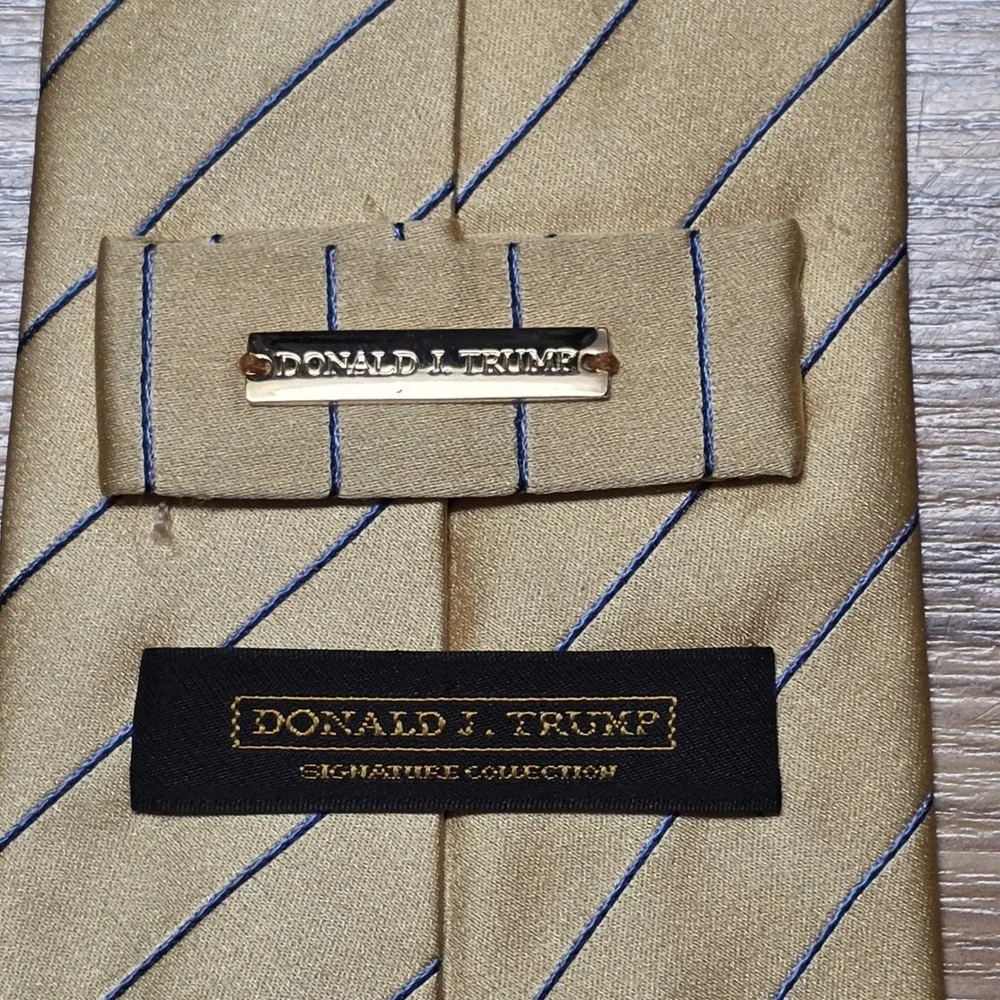 Donald‎ J Trump Signature Collection Striped Necktie Men's Gold Blue 100% Silk